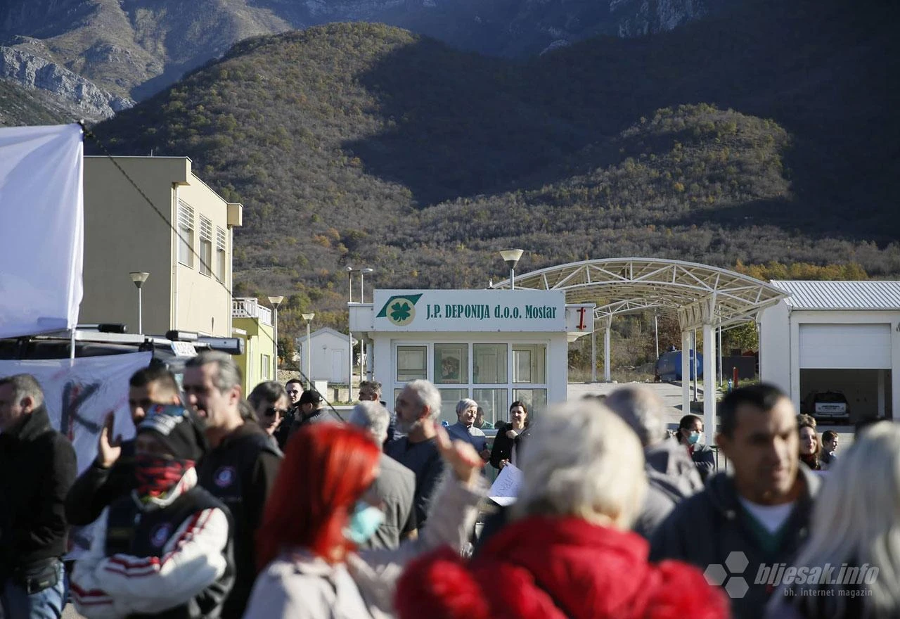 Policija o blokadi deponije: Među prosvjednicima kriminalci, poduzet će se mjere