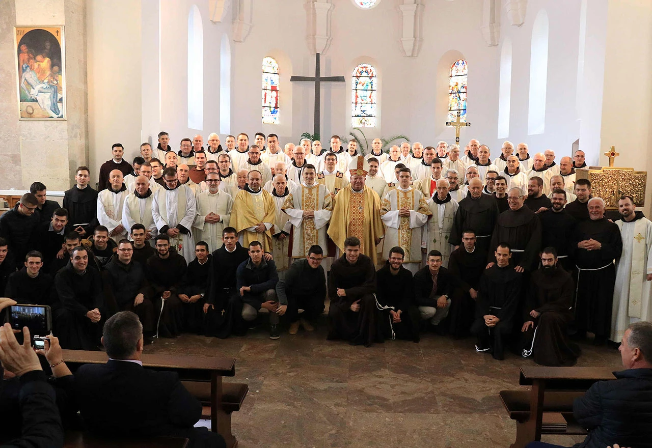 Široki Brijeg: fra Zlatko Ćorić i fra Renato Galić zaređeni za đakone