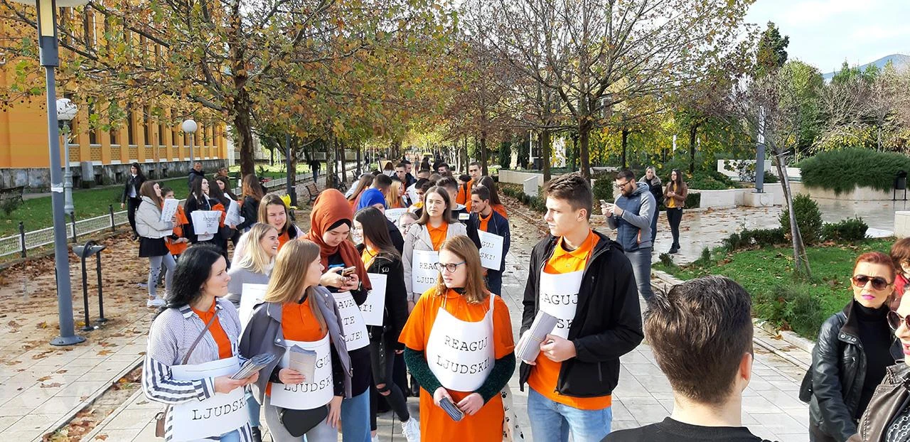 U Mostaru ulična šetnja za borbu protiv nasilja nad ženama