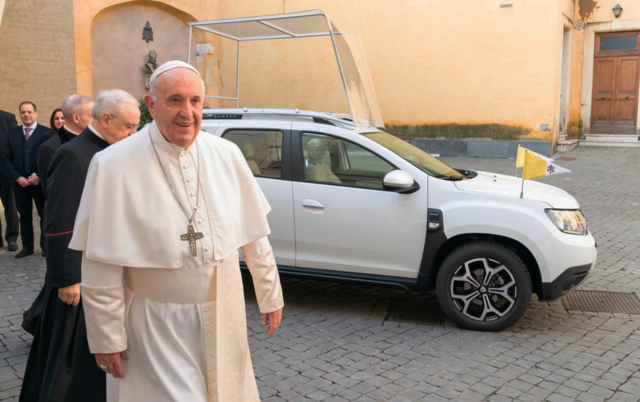 Papa dobio novi Papamobil, i nije tamo neki Ford.... 