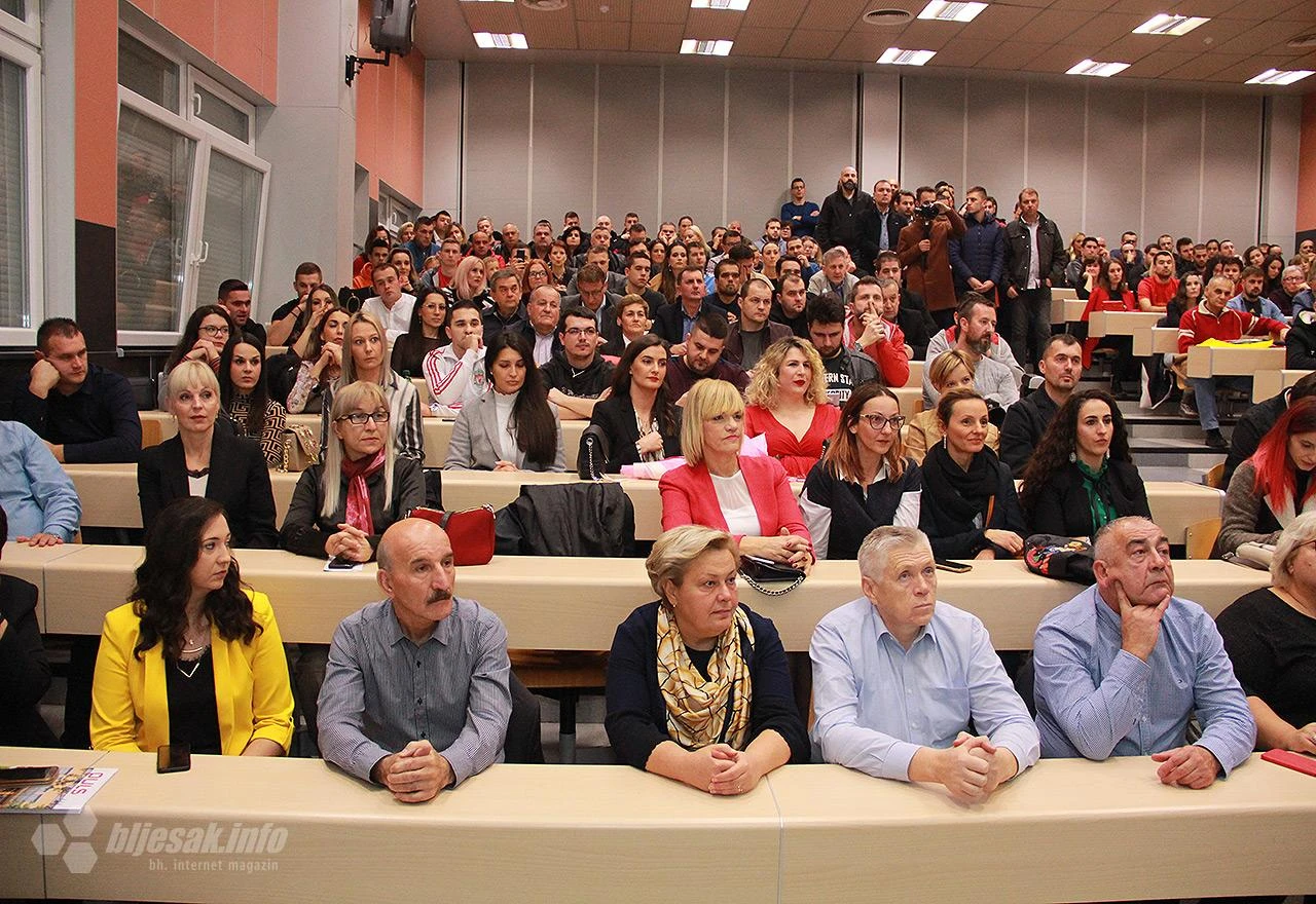 Promocija u Mostaru: Veliko zanimanje za knjigu o Liverpoolu