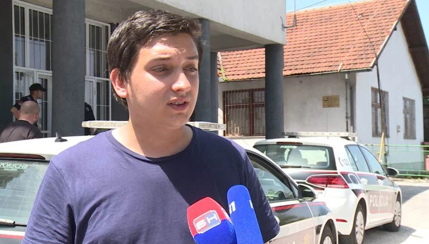 Policija spriječila prosvjed igračaka: Uhićen predsjednik ''ReStarta'' Stefan Blagić