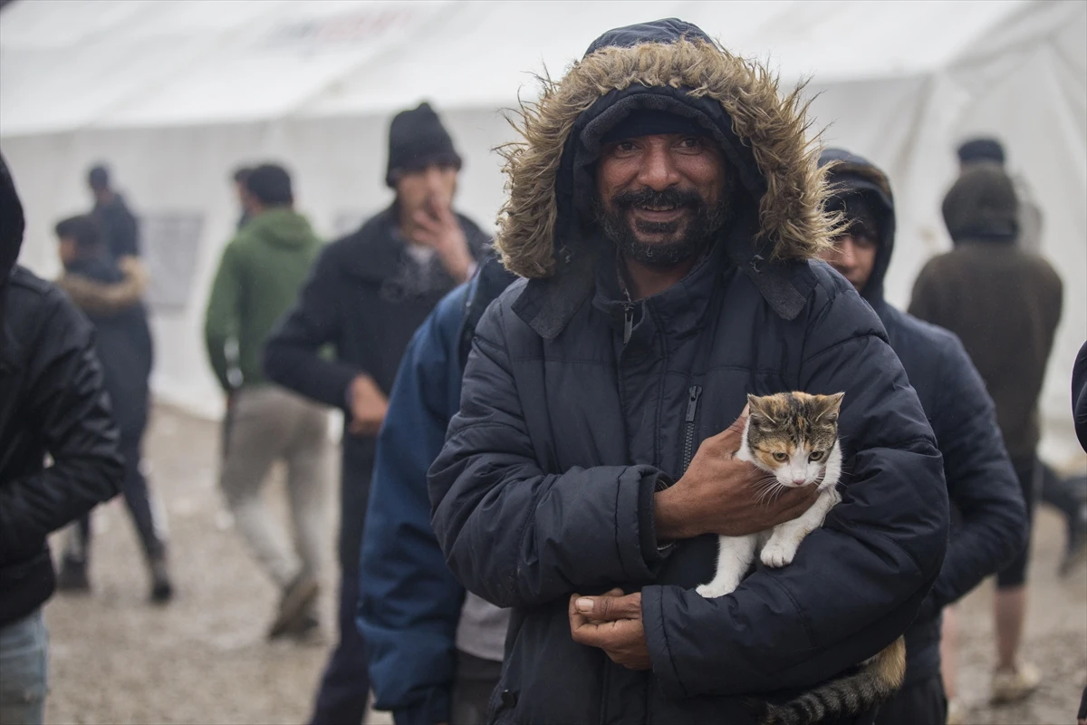 Gladni, žedni i promrzli: Migranti na Vučjaku u sve lošijim uvjetima dočekuje zimu