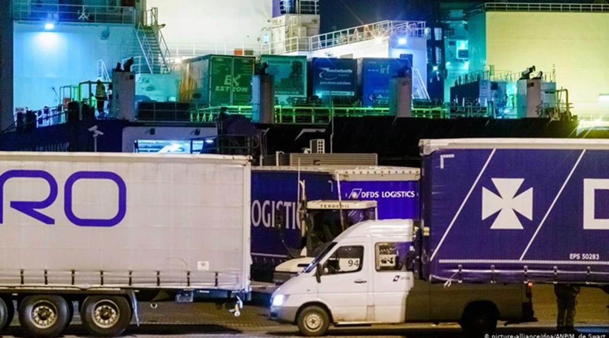 U hladnjači na trajektu pronađeno 25 migranata