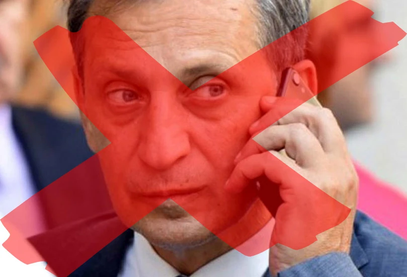 Glavni obavještajac službeno bez škole
