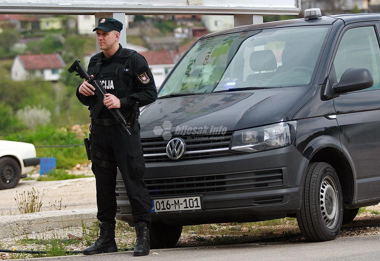 Policijski punktovi po Ljubuškom: Uhvaćen 31 migrant