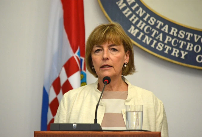 Vesna Pusić: Macron bi trebao posjetiti Bosnu i Hercegovinu