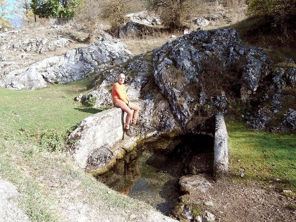 Knežina: Hej, samo da mi je hladne vode sa Romanije