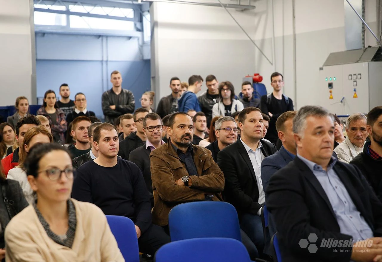 Mostar: Predstavljena dva studentska bolida