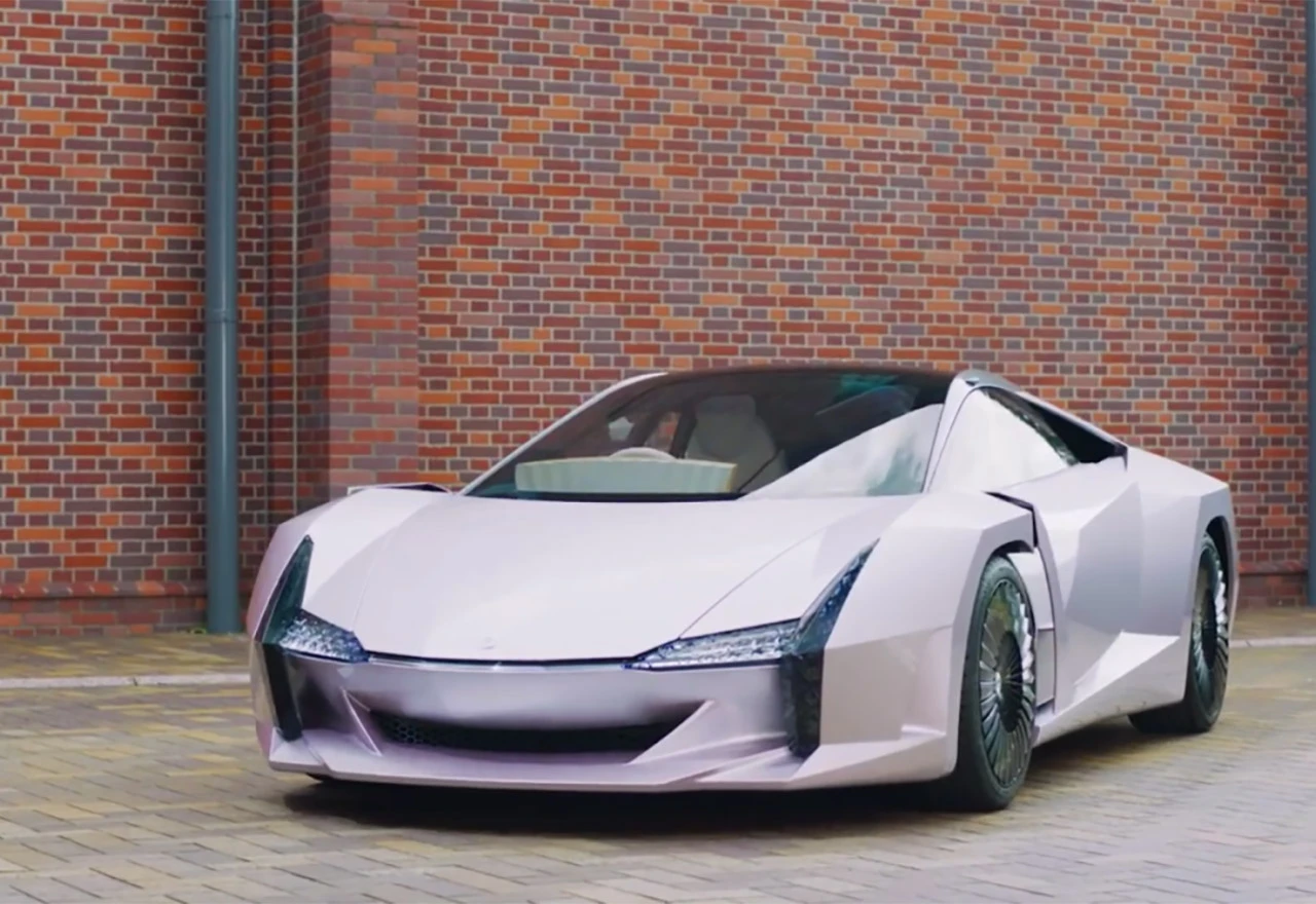 Znate da postoji automobil od celuloze i poljoprivrednog otpada?