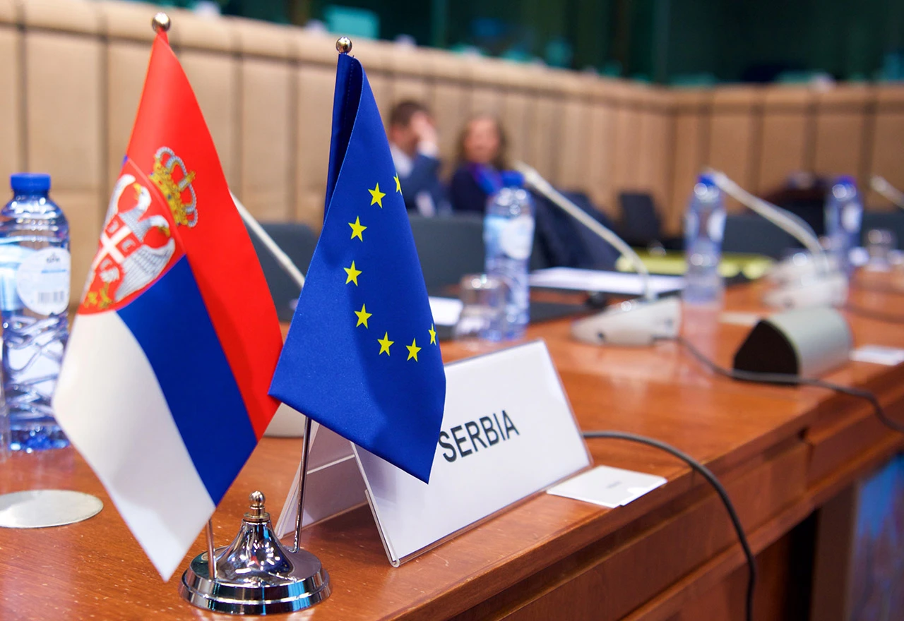 EU: Korupcija i sloboda medija pred Srbijom na europskom putu