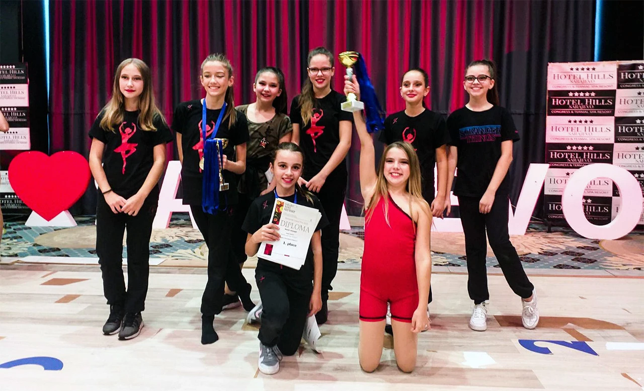 15 zlatnih medalja za plesni klub Zrinjski
