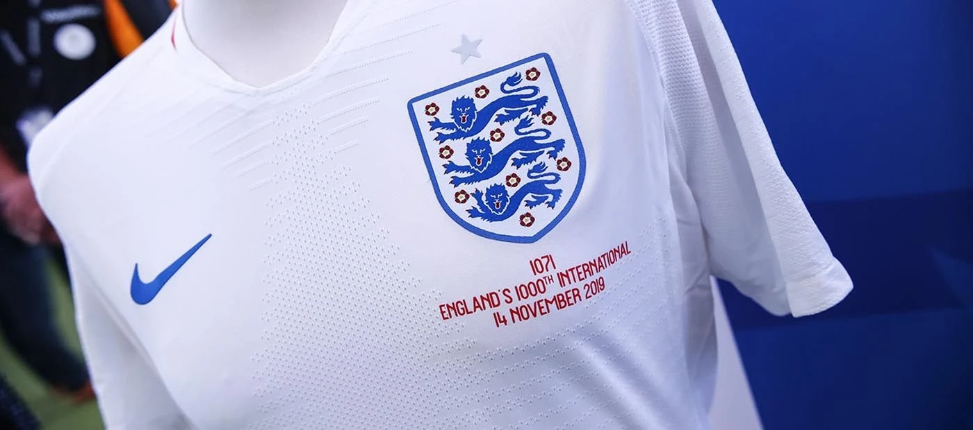 Engleska prva igra 1000. međunarodnu utakmicu
