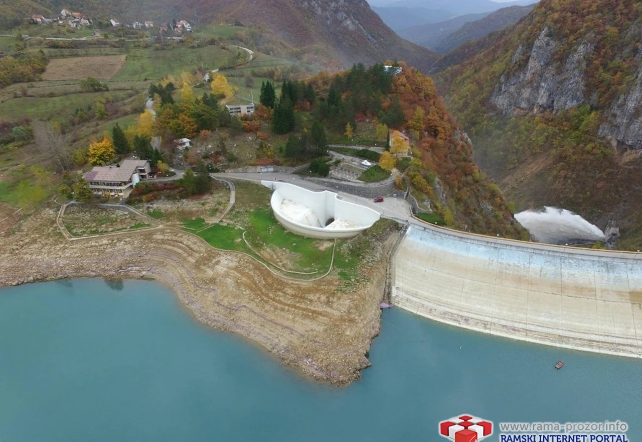 Prozor/Rama: Na brani u jednoj sekundi ispušteno 200 kubika vode