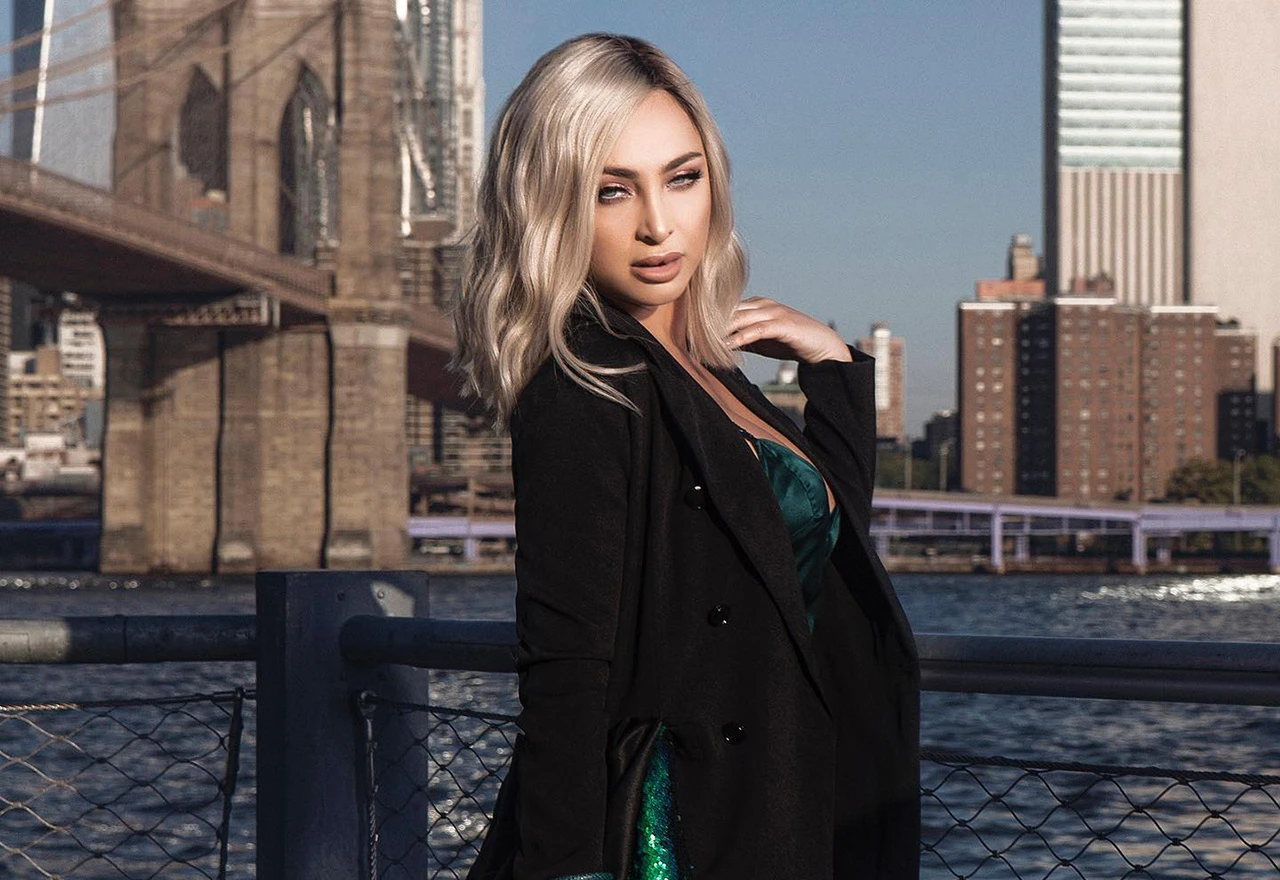Maya Berović objavljuje novi album, spotove snimala u SAD-u