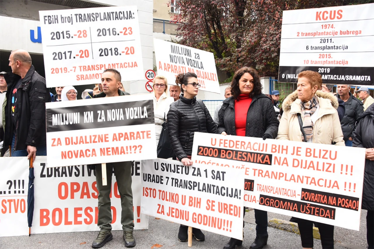 Dijalizni pacijenti na prosvjedu: Ili ministar ili mi