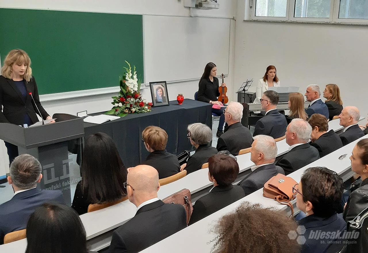 Kolege se oprostile od profesorice Marijane Sivrić
