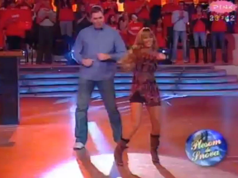 Pogledajte kako je Vučić rasturao dancefloor