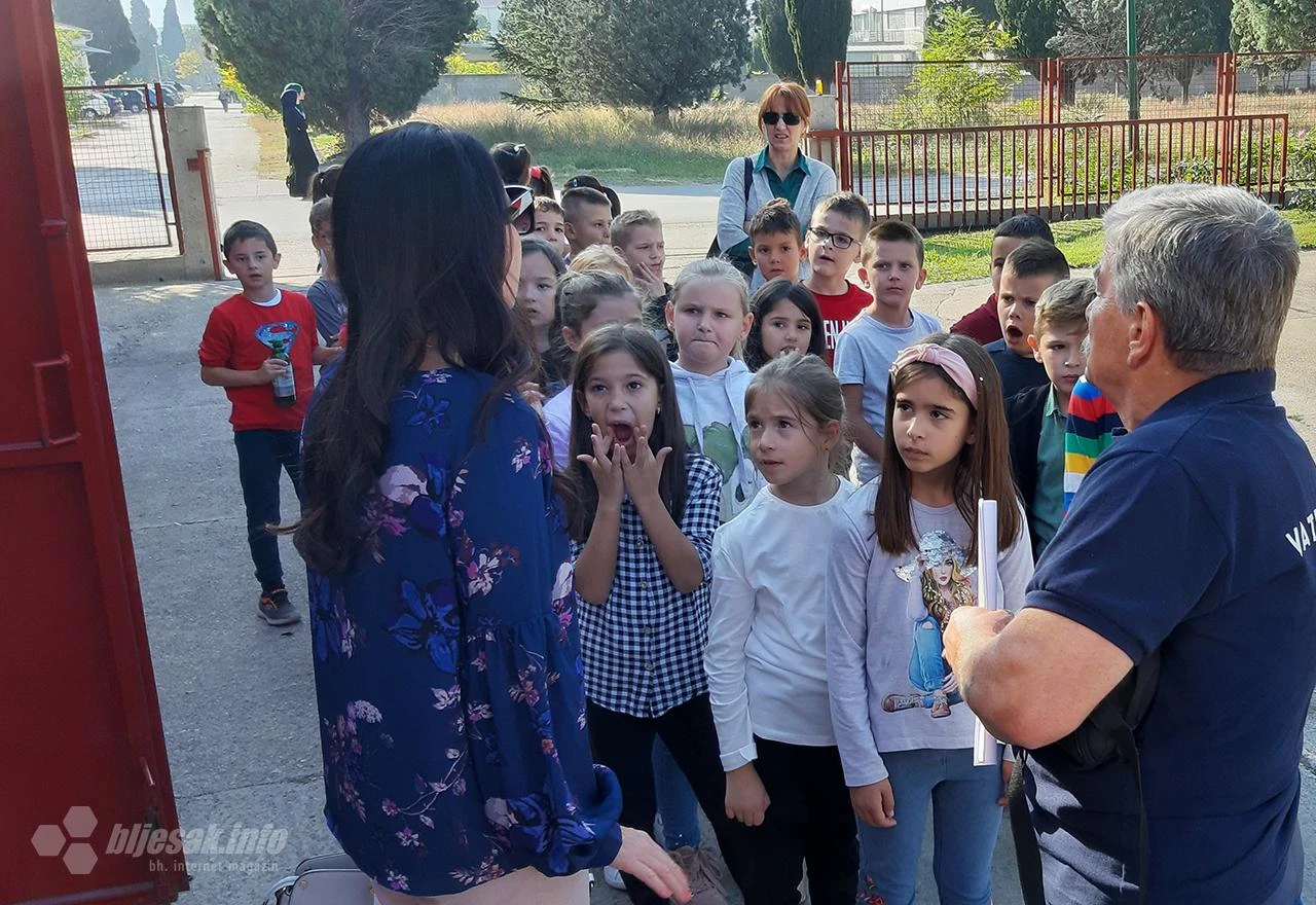 Mostar: Vatrogasci educirali učenike o požarnoj sigurnosti
