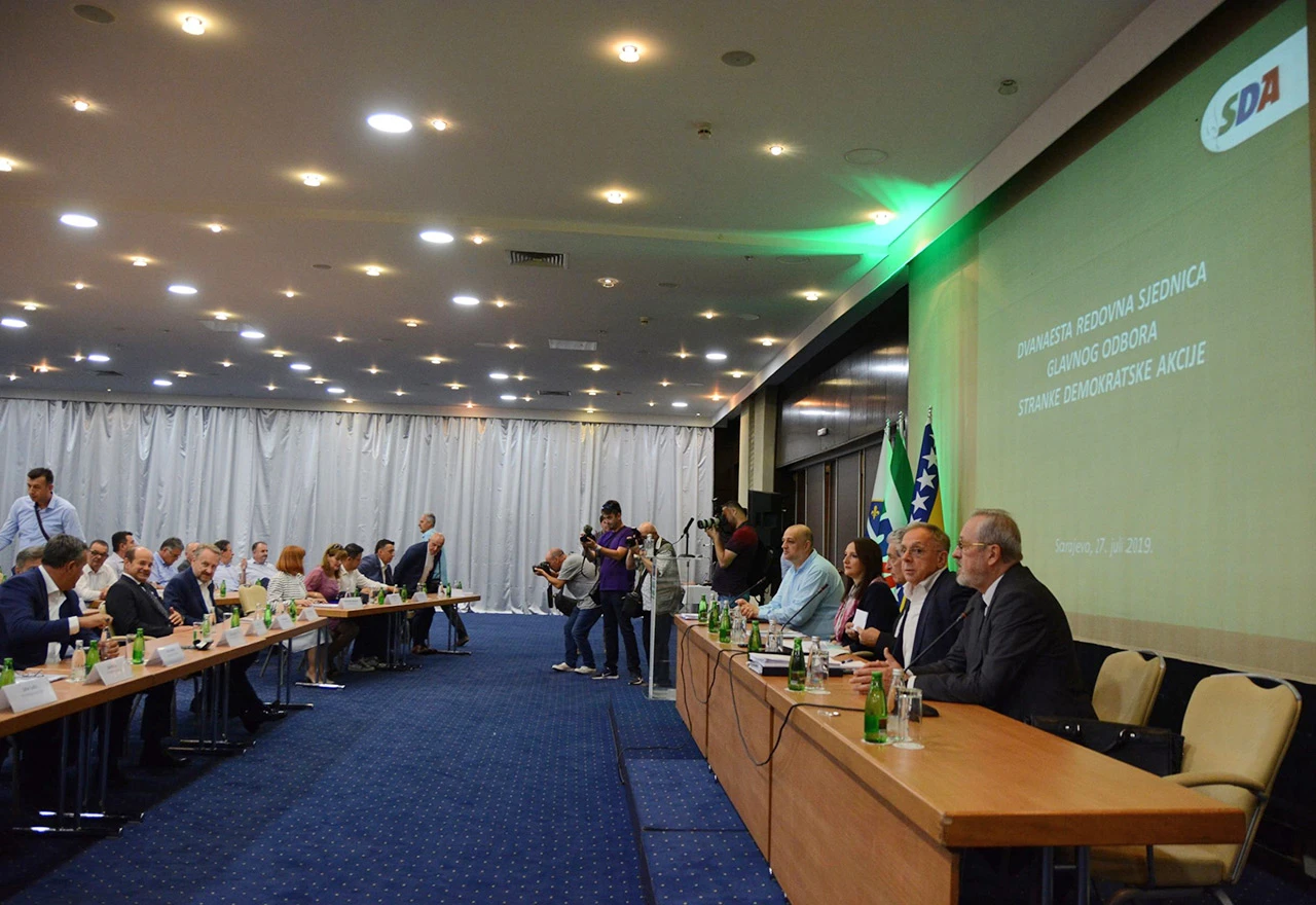SDA odgodila sastanak sa SDA