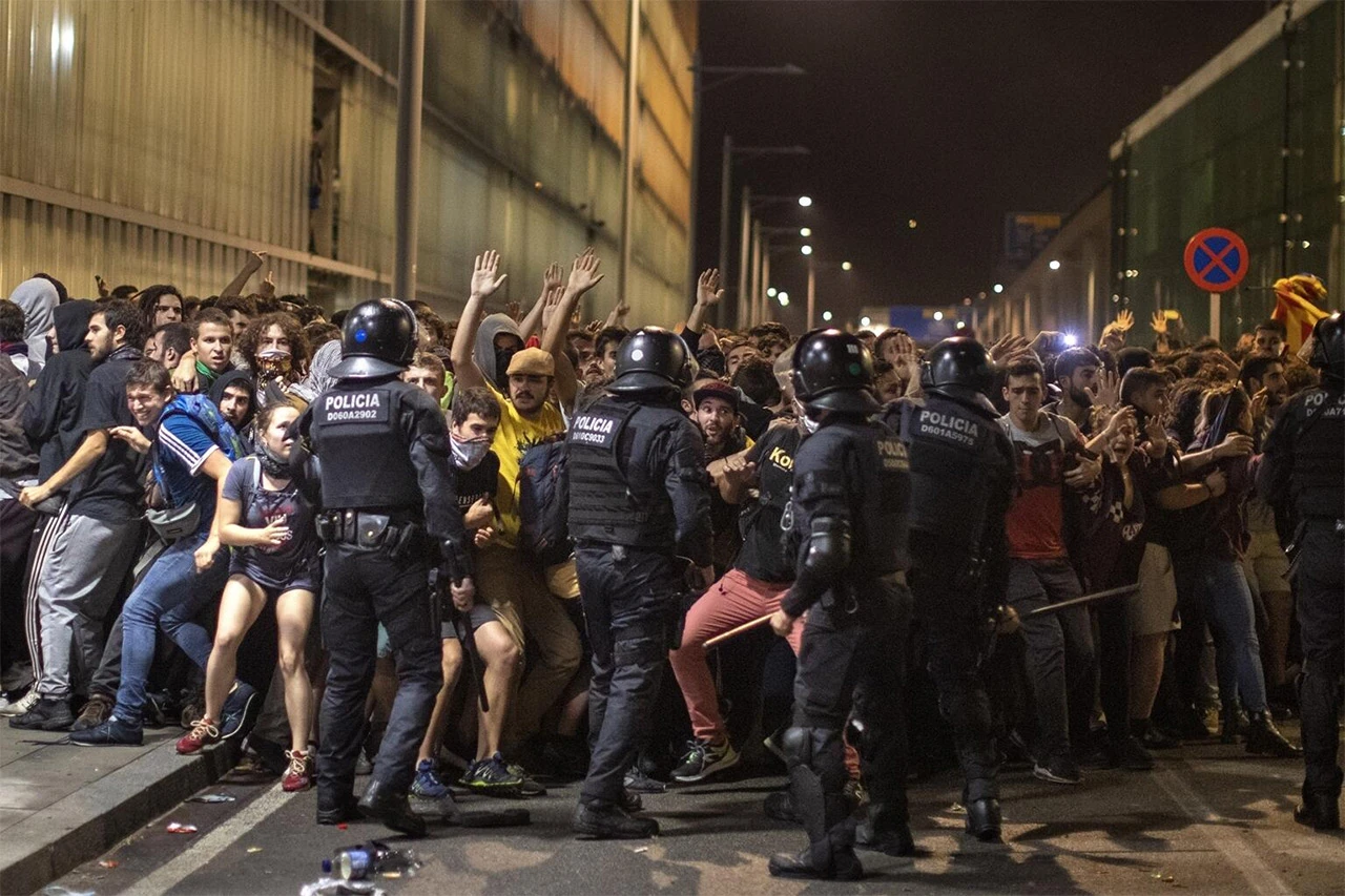 Policajci loše prošli tijekom prosvjeda u Kataloniji