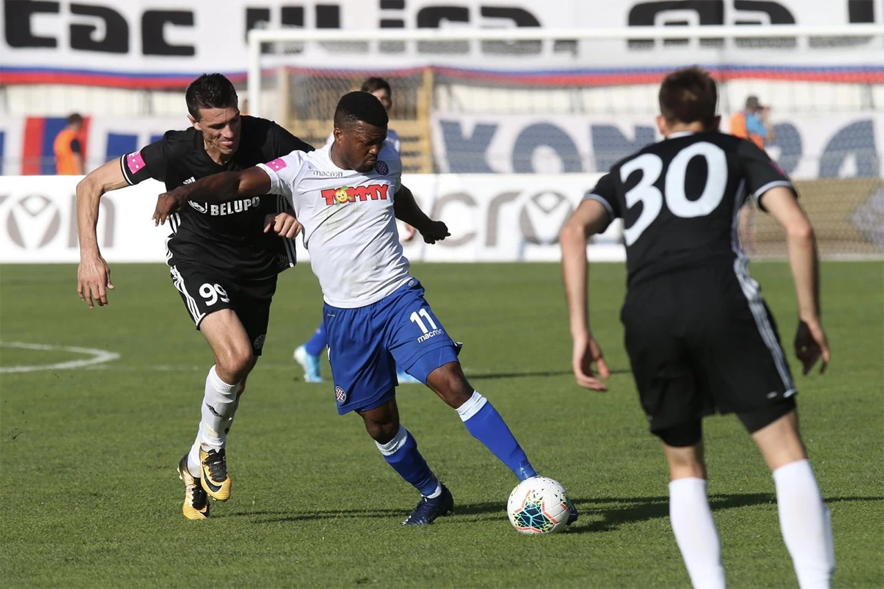 VIDEO | Dok Slaven Belupo slavi, Hajduk zabija