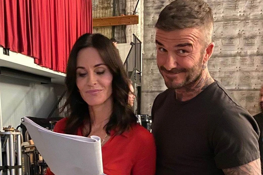 David Beckham u jacuzziju s neobičnim društvom
