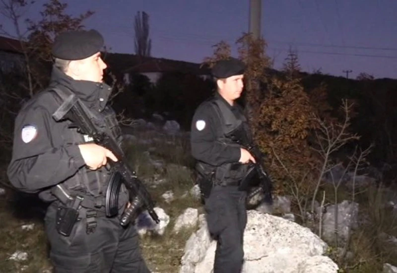 VIDEO | Policija s dugim cijevima redovito obilazi sela u Hercegovini