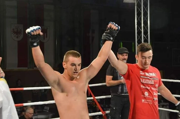 Antu Palavaru do sada se moglo pronaći samo u sportskoj rubrici 