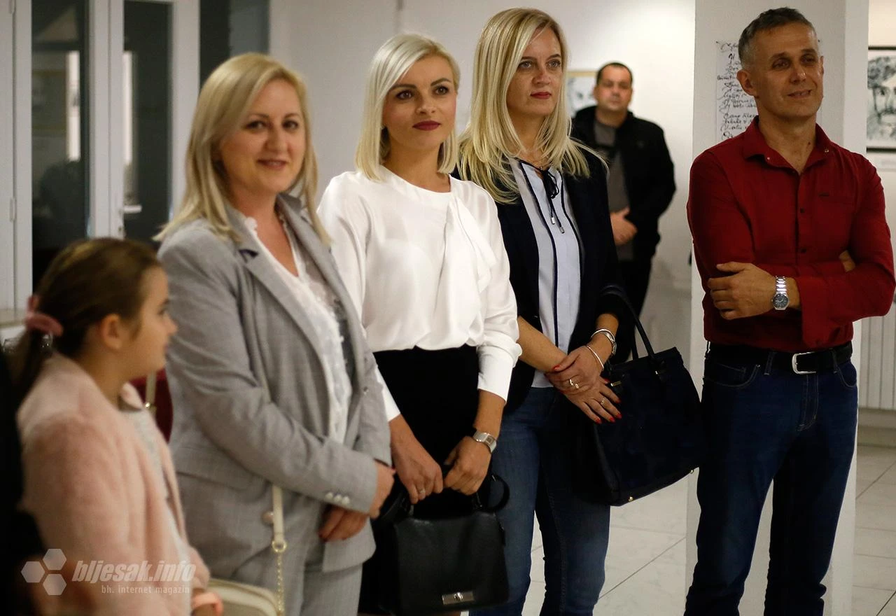 Izložba portreta pjesnika domaće i svjetske književnosti
