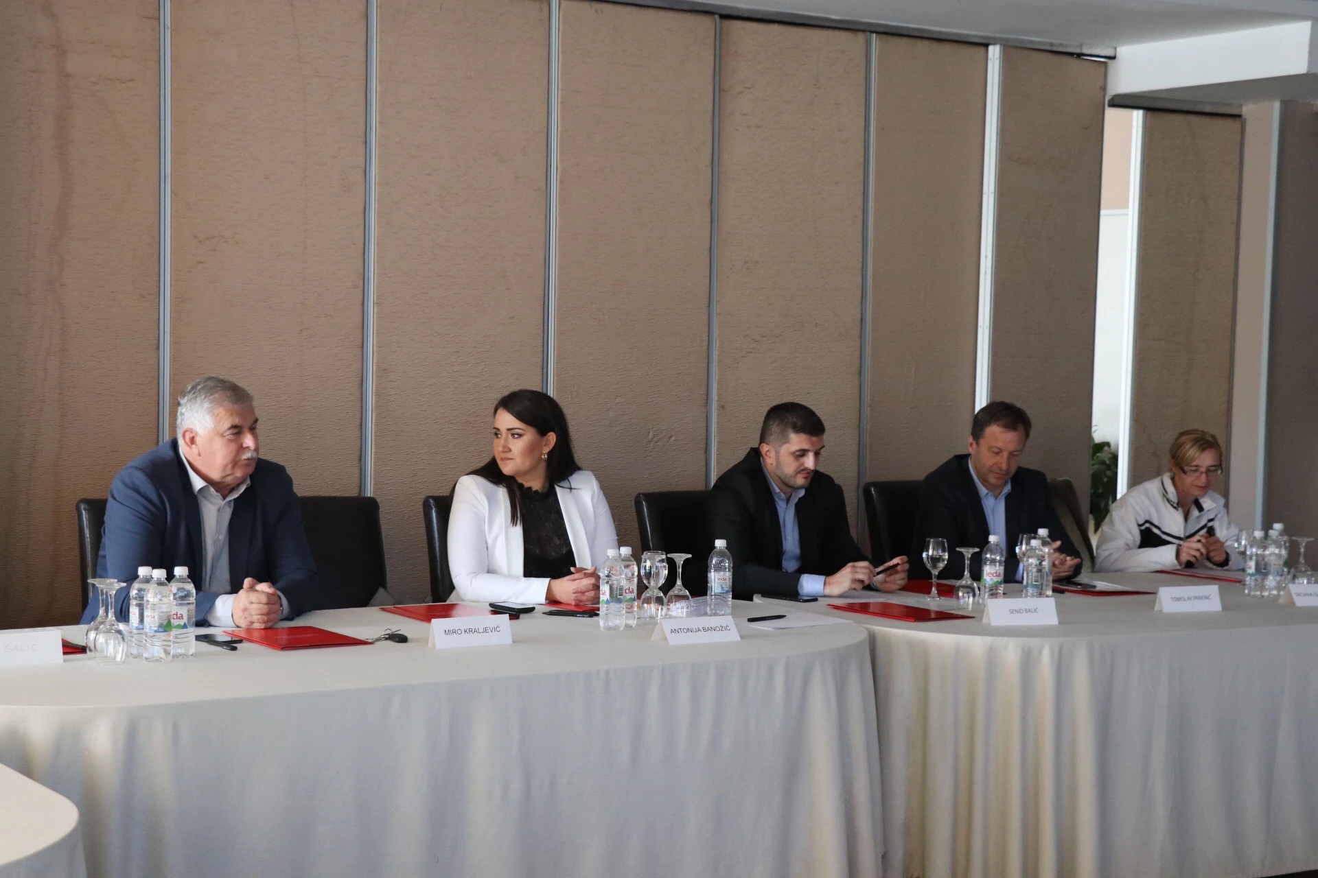 Široki Brijeg: Održan okrugli stol ''Tržište rada u odnosu na mlade''