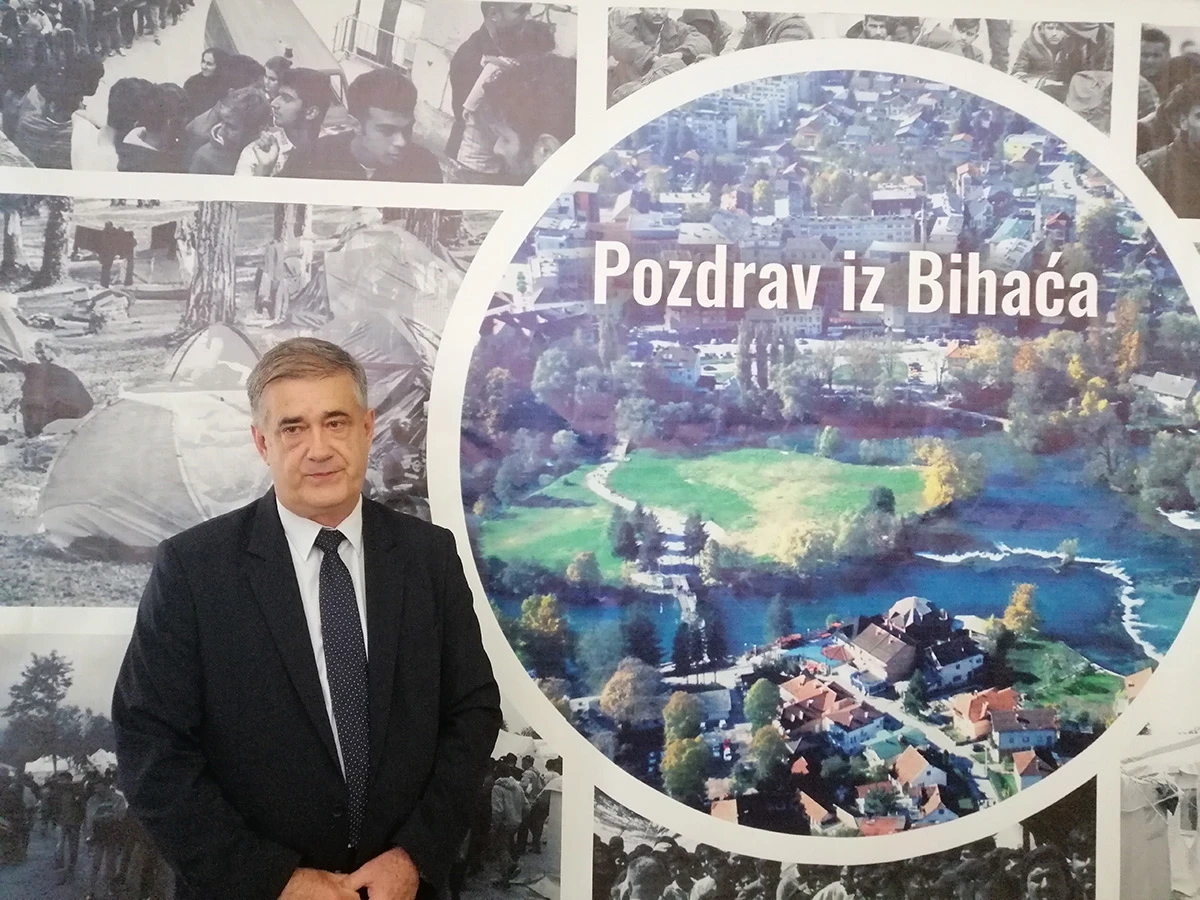 VIDEO | Obustavlja se pružanje pomoći migrantima u Bihaću