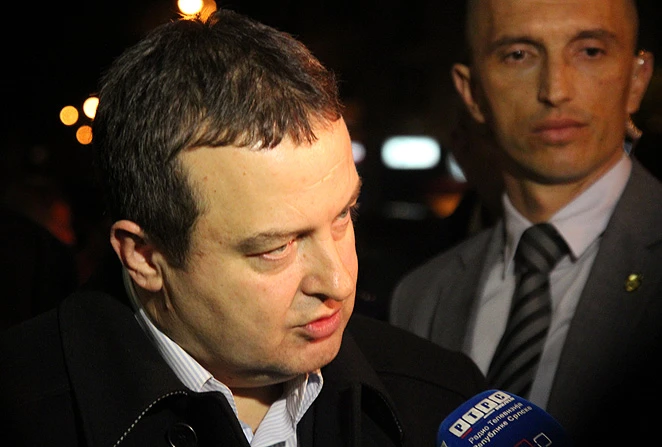 Dačić u čestitki Handkeu:  U turbulentnim vremenima oteo se jednoumlju