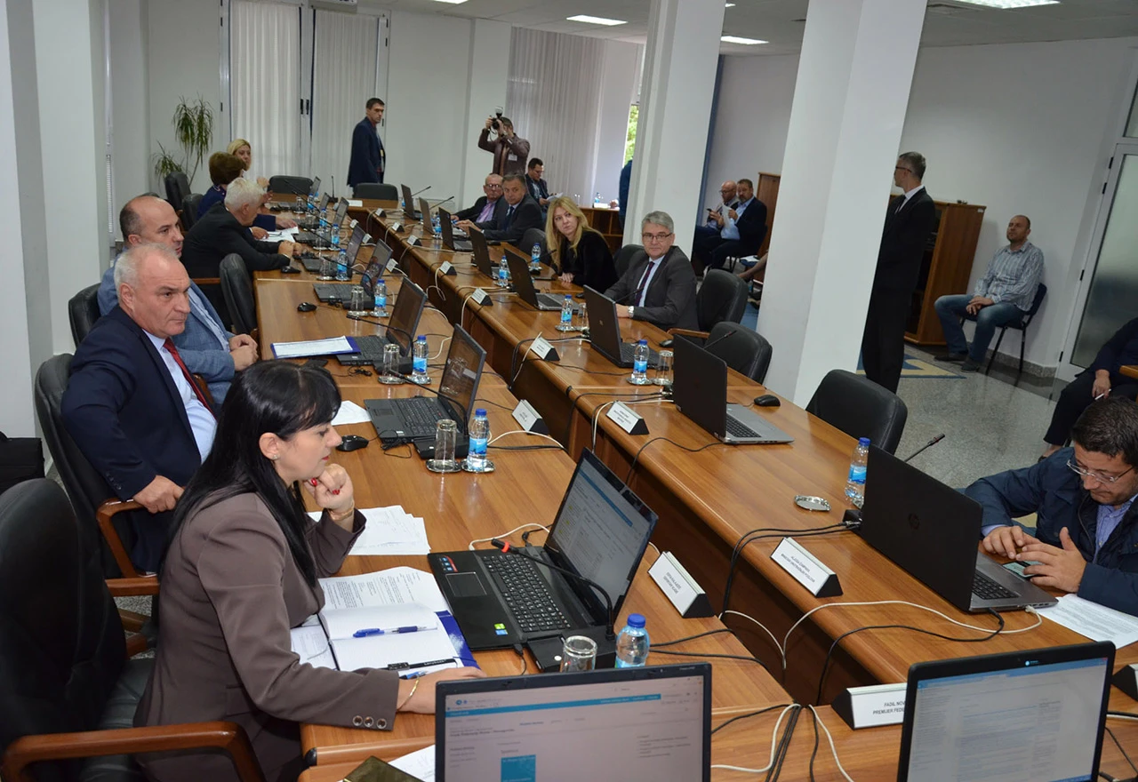 Skoro k'o Švicarska: Pročitajte kakve nas reforme čekaju