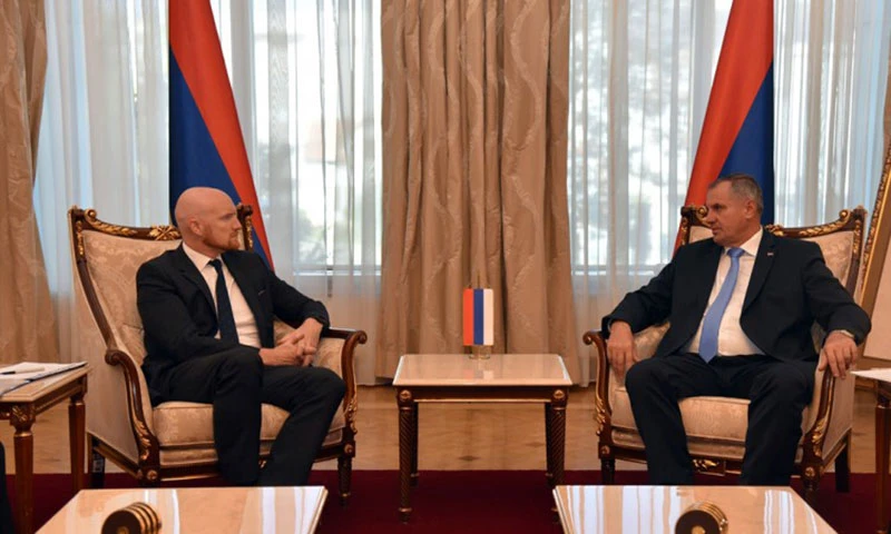 Sastanak Višković - Field: Potpora za ekonomske i socijalne reforme
