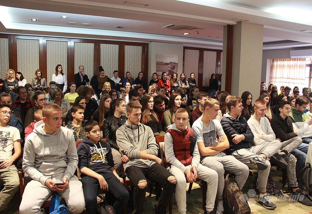U Mostaru teško naći obitelj koja nije zahvaćena problemom kockanja