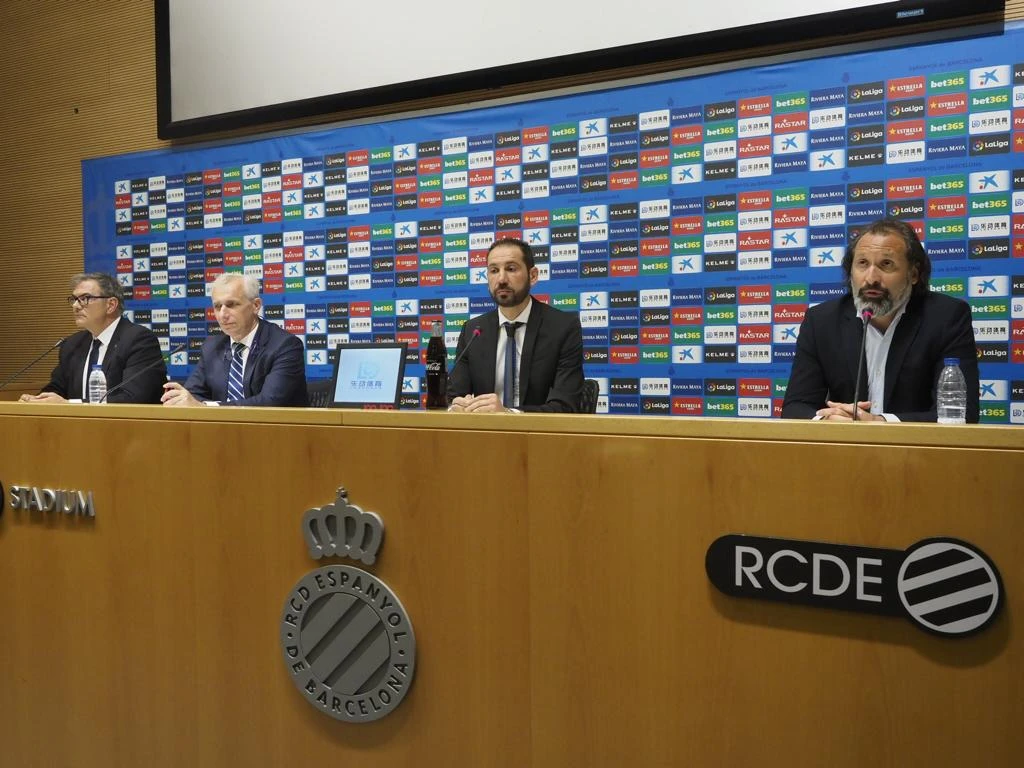 Espanyol otpustio trenera i već predstavio novoga