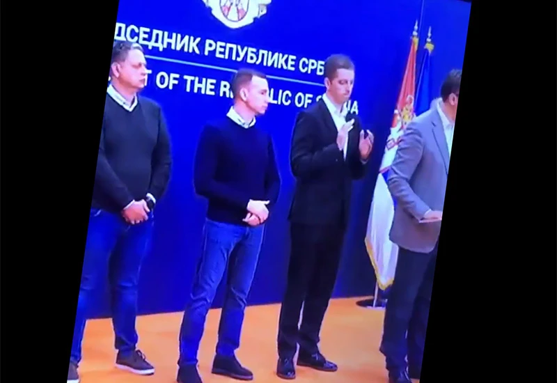 Kada pljeskati Vučiću