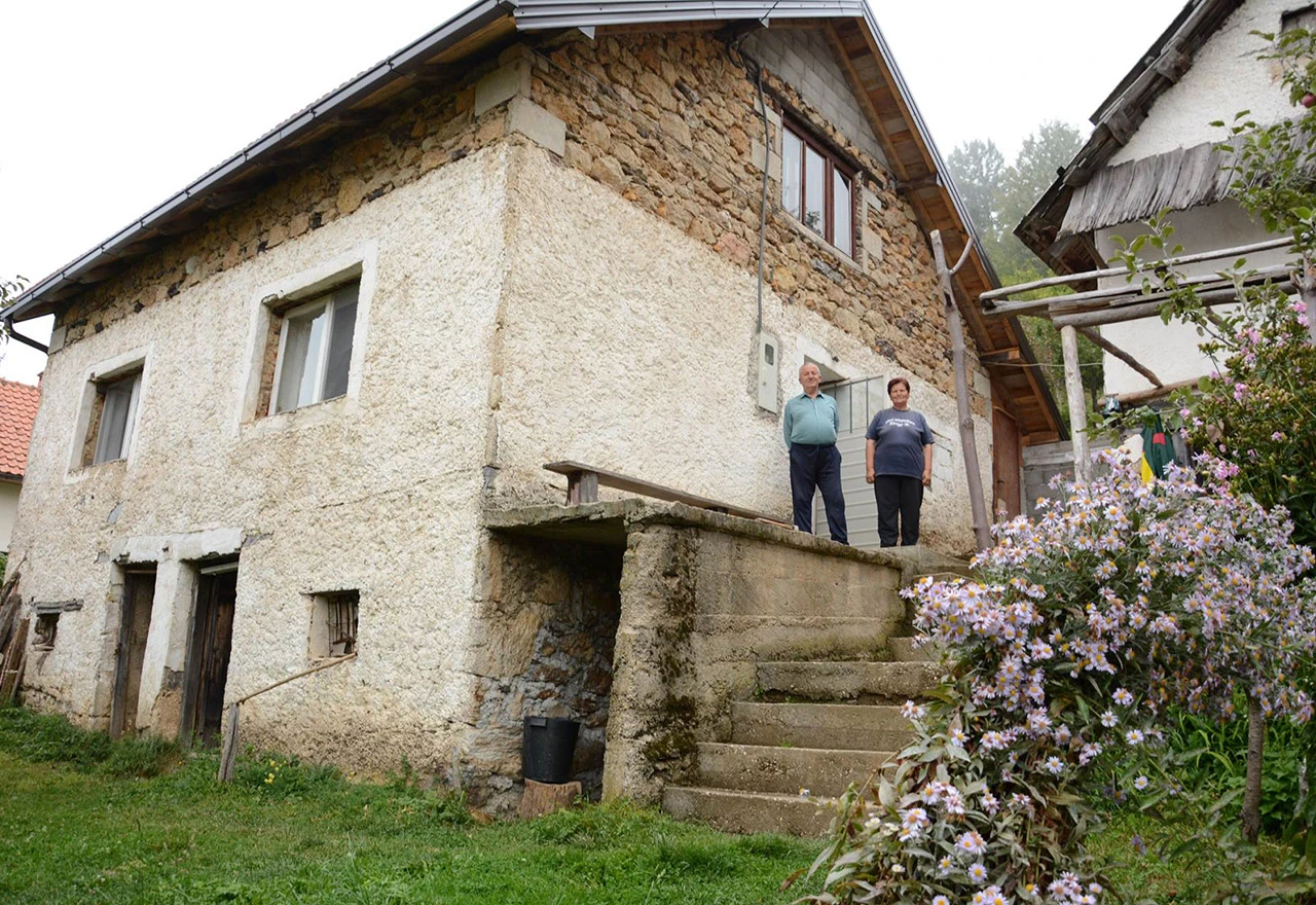 Upoznajte Stipu i Maru, jedine stanovnike konjičkog sela