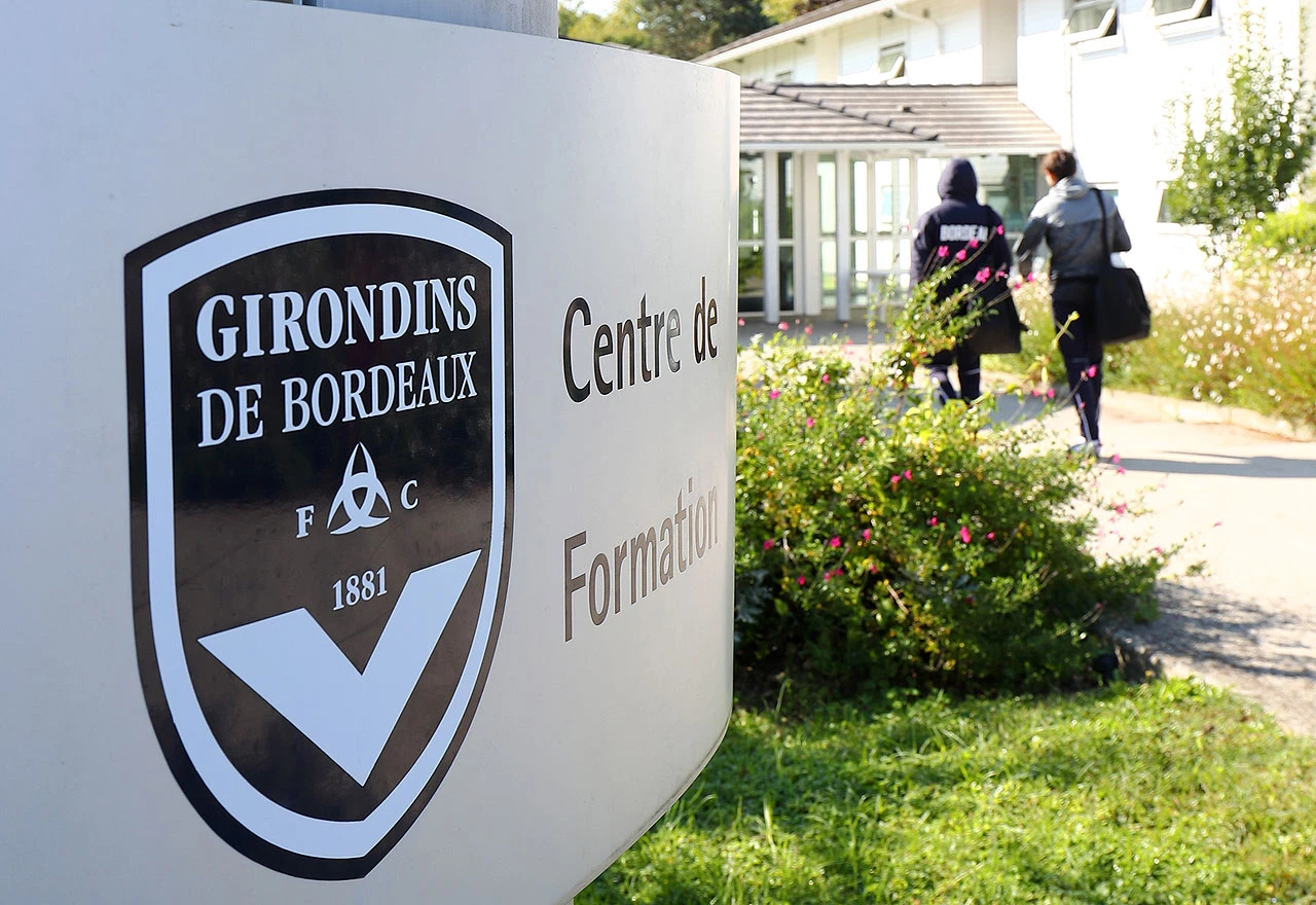 Tri nogometaša Bordeauxa pretukla suigrača