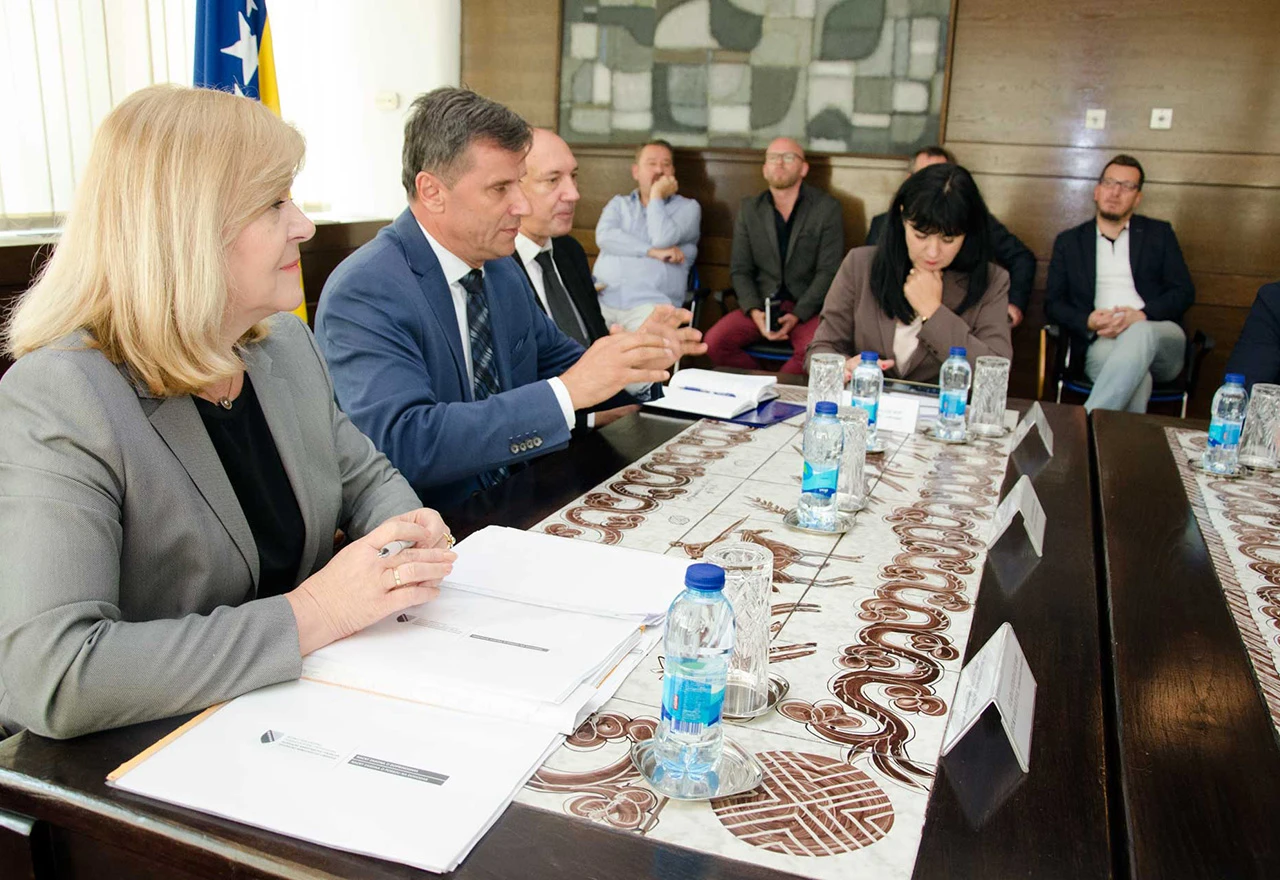 Oporezivanje plaće: Vlada ponosna na svoje prijedloge