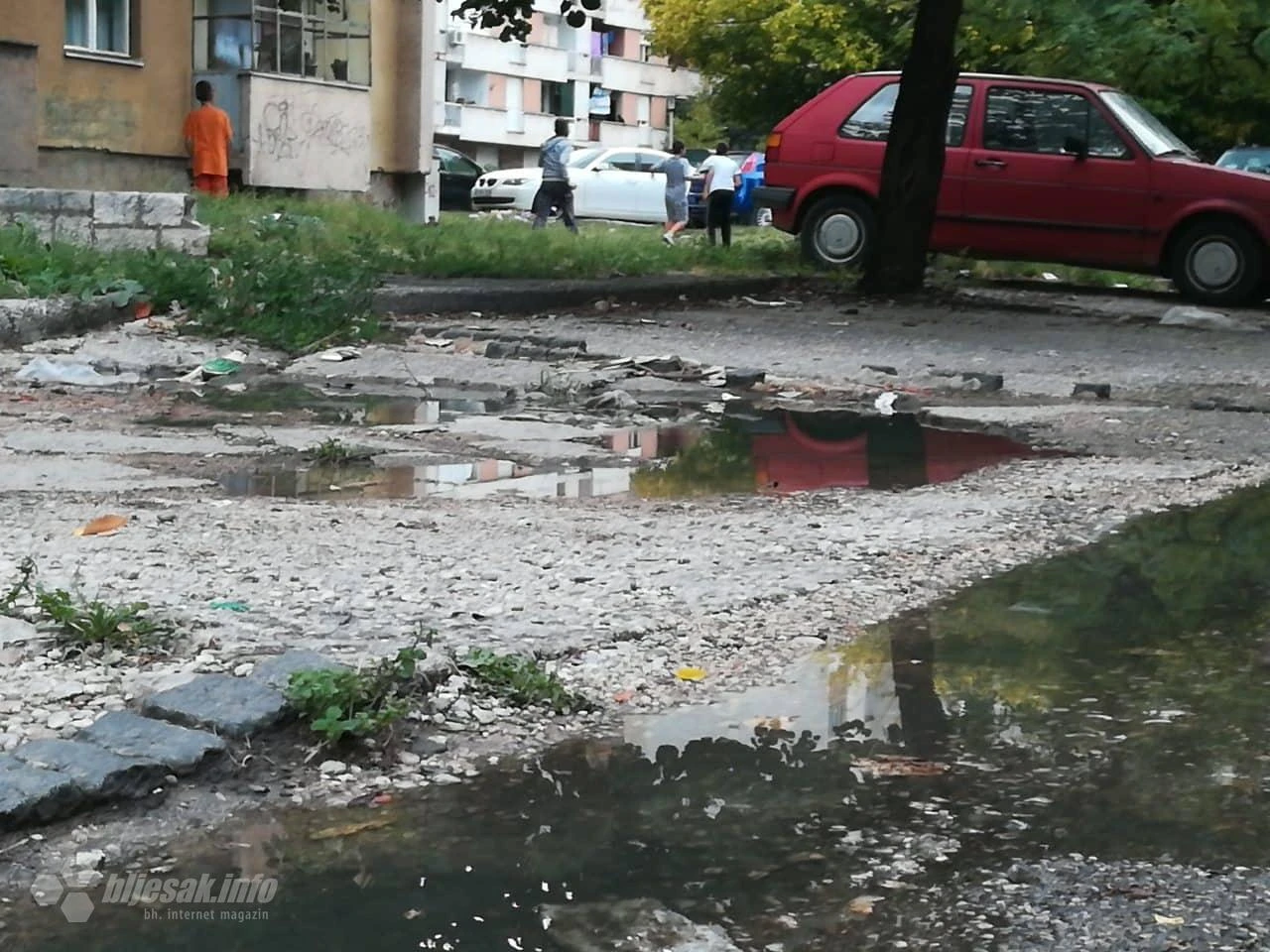 Fekalije truju ljude u Splitskoj?!