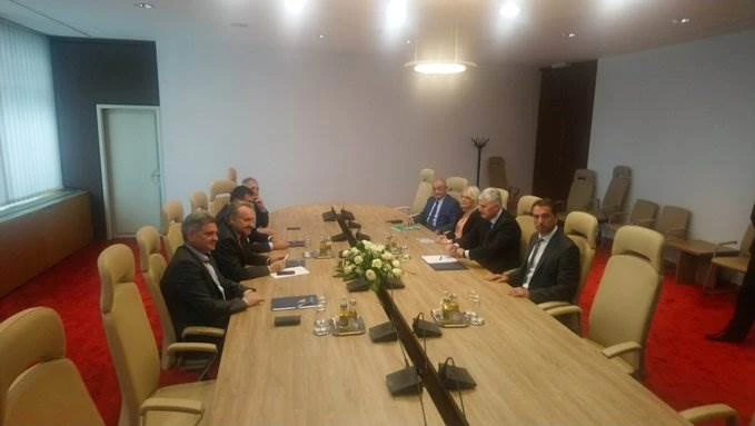 HDZ i SDA sjeli za stol
