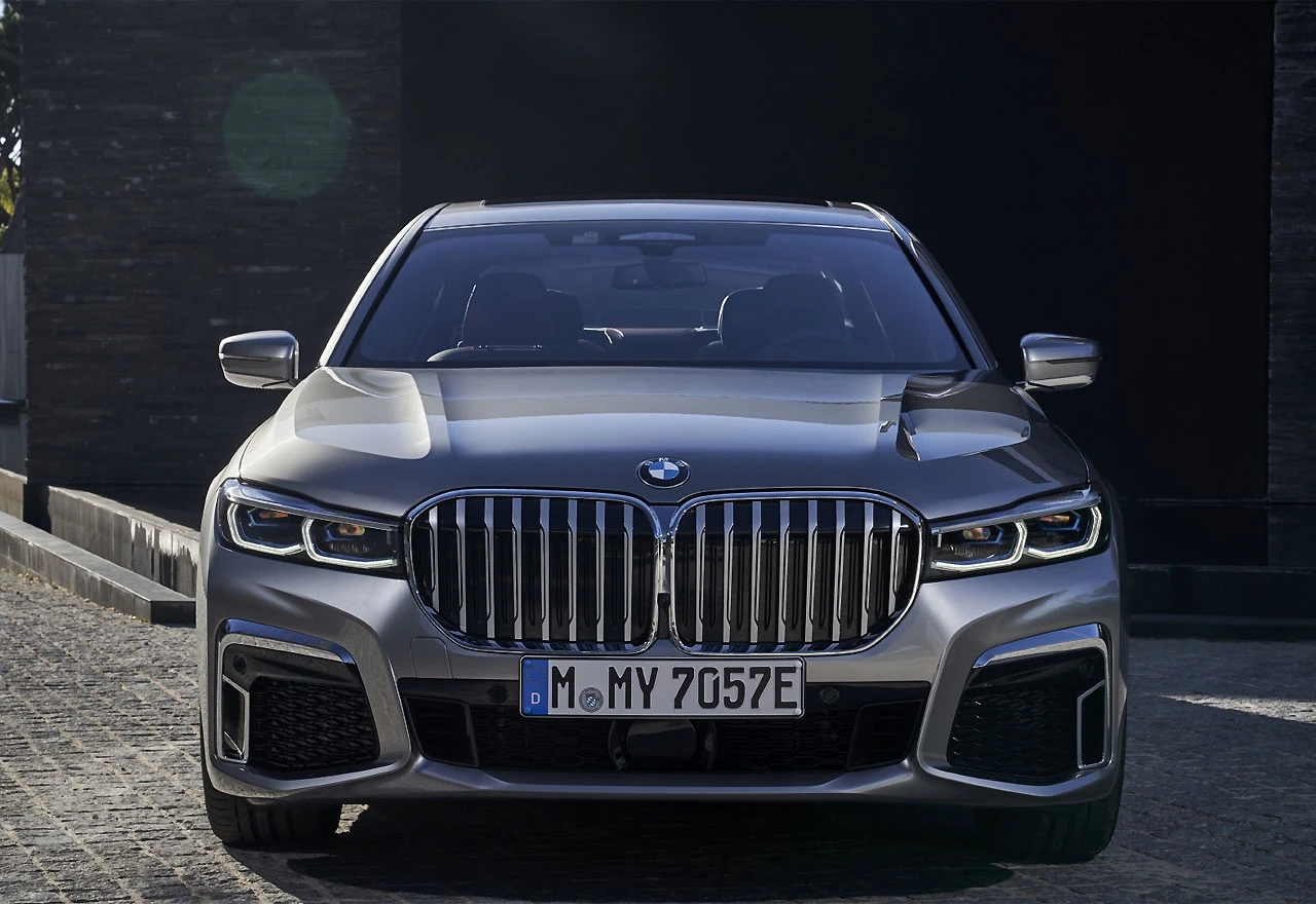 Strujni udar iz BMW-a!