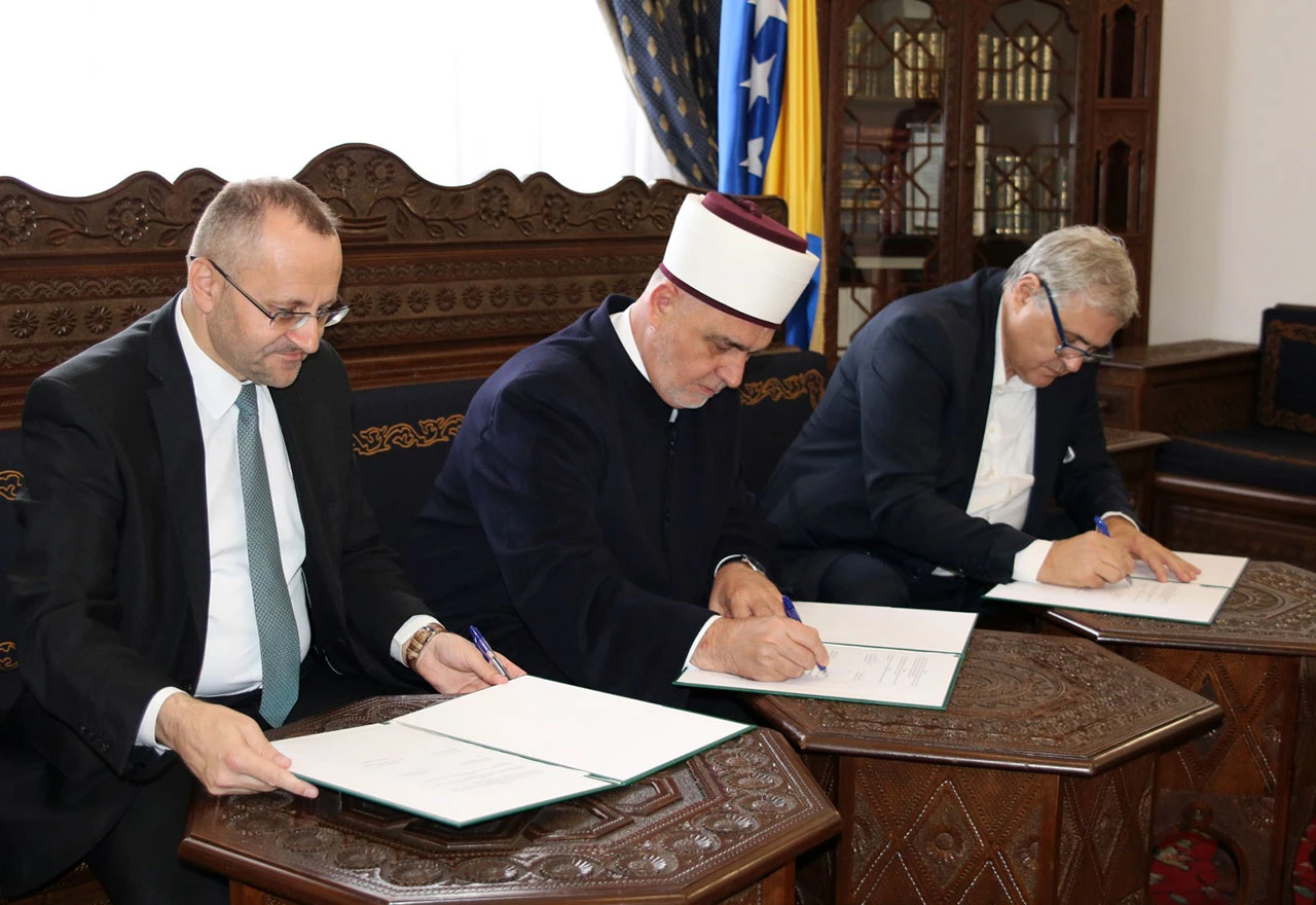 Građa mostarskog Centra seli se u prostorije Islamske zajednice