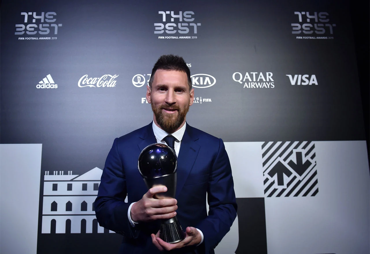 Lionel Messi najbolji nogometaš svijeta, Modrić u momčadi godine