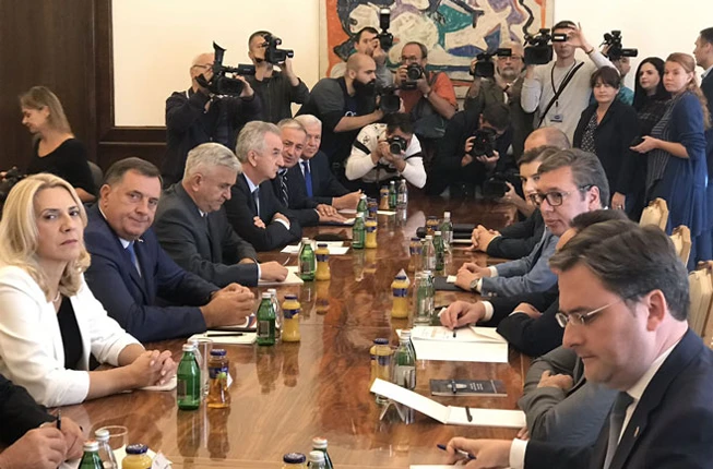 Dodik s Vučićem u Beogradu: Deklaracija je antisrpska, andejtonska i antiustavna