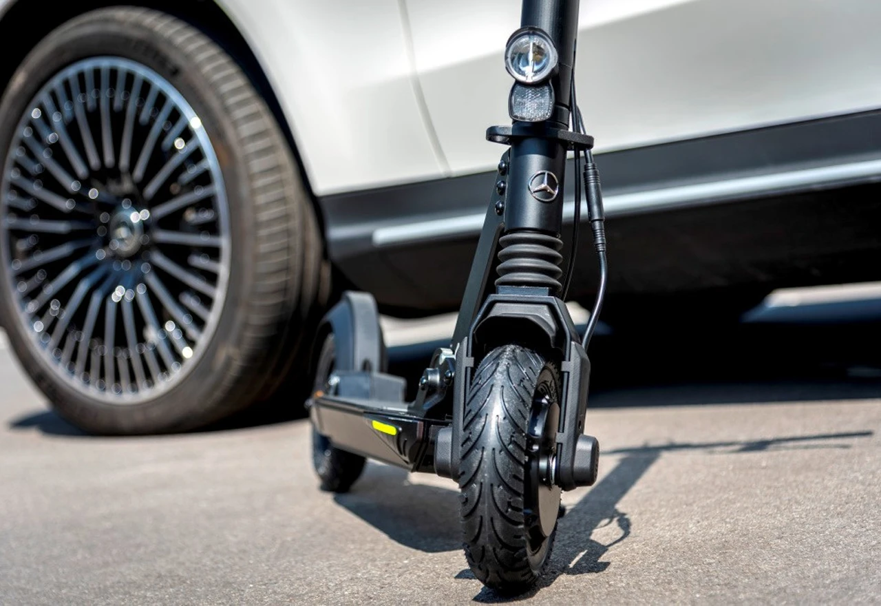I Mercedes najavljuje električni romobil