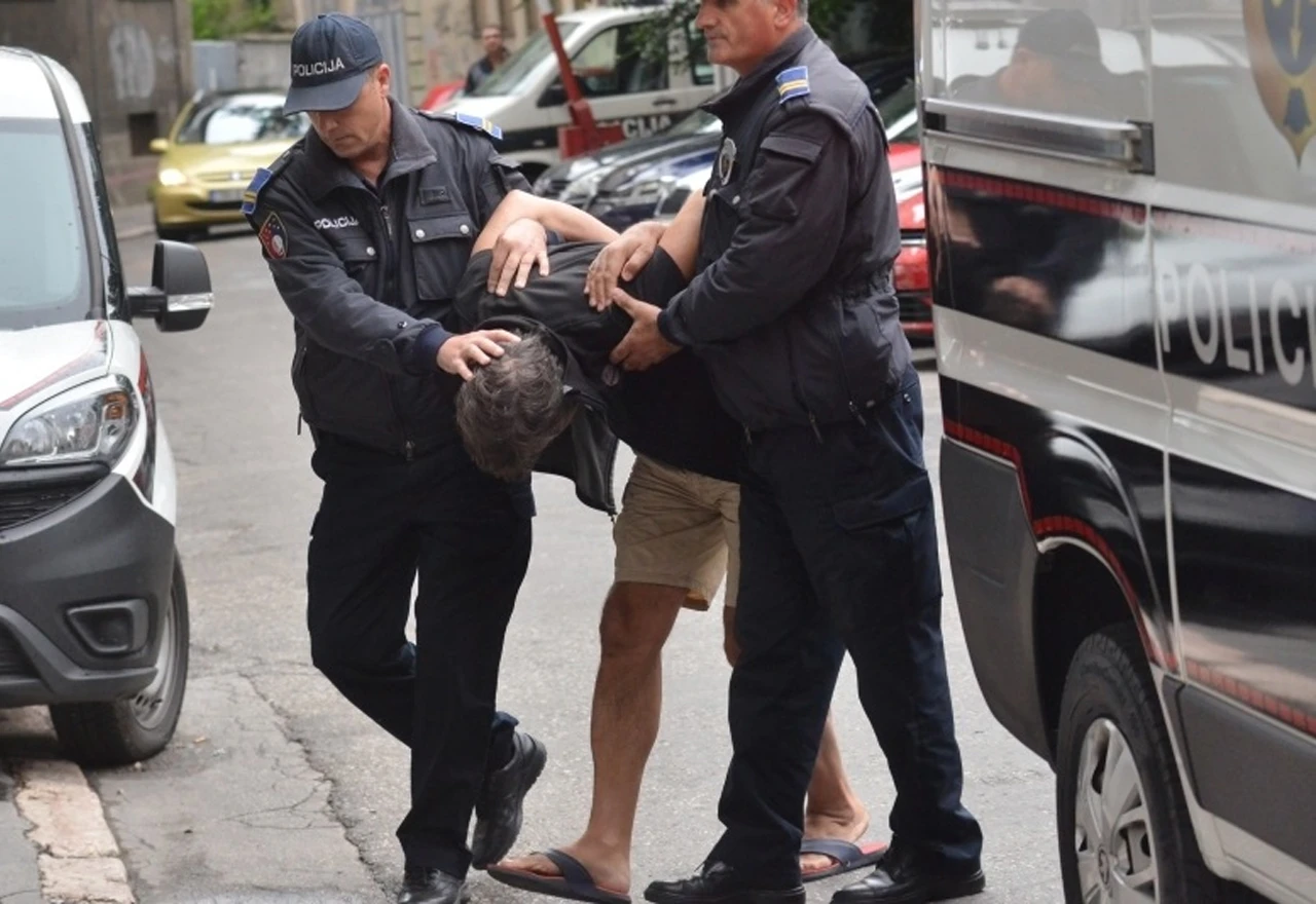 Mostarac se nakon ubojstva policajke pokušao otrovati tabletama