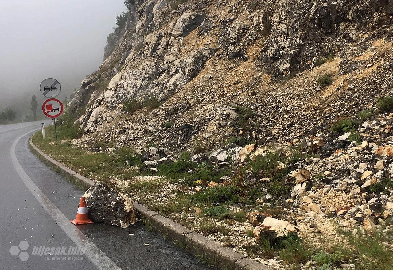 Dionicama kroz usjeke mogući odroni na kolnik